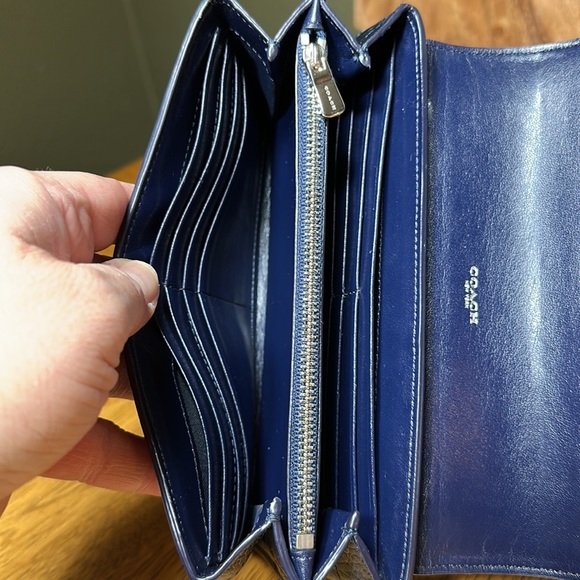 COACH Metallic Blue Cowhide Swagger Wallet - Picture 12 of 16